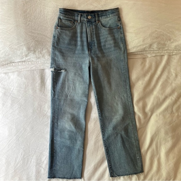Express Straight Super High-Rise Jeans - Picture 3 of 6